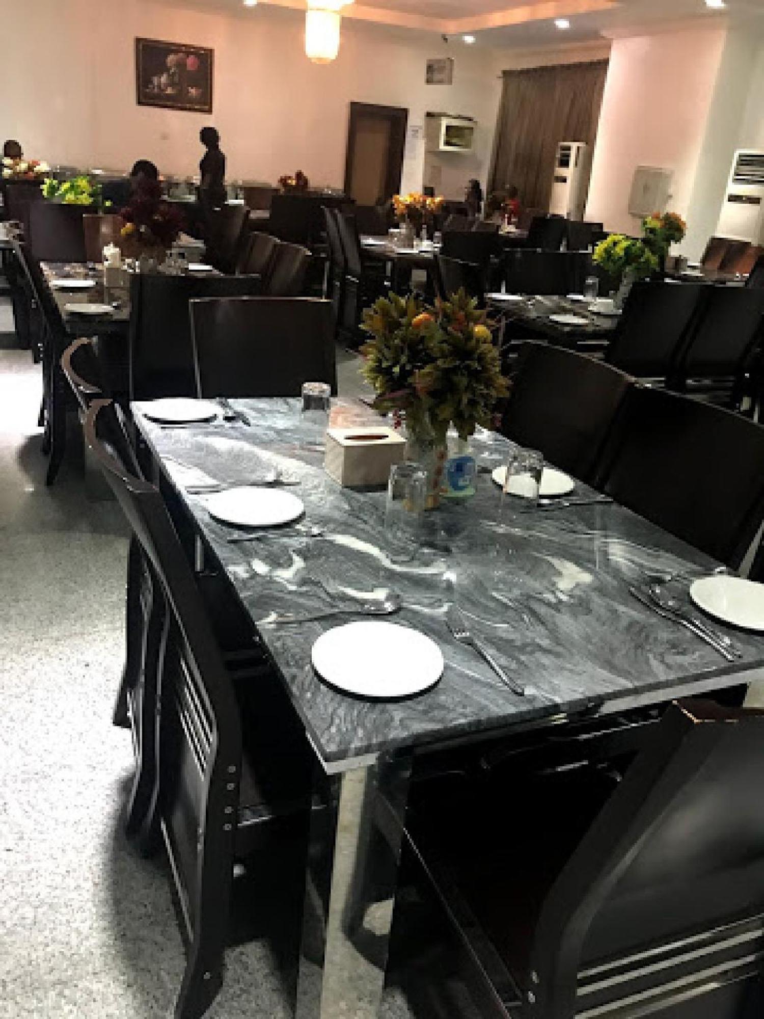 Room In Bb - Immaculate Royal International Hotel Owerri Luaran gambar