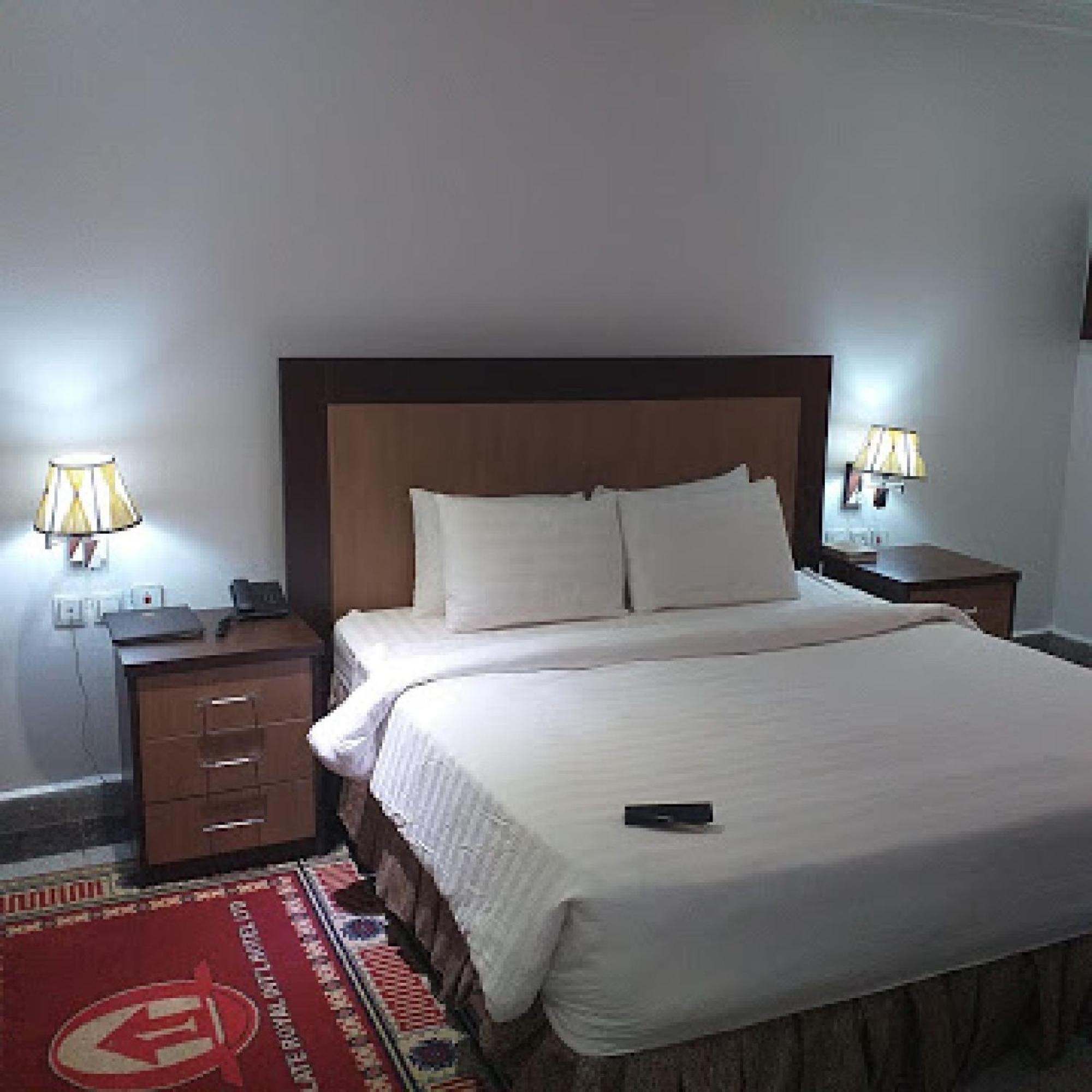 Room In Bb - Immaculate Royal International Hotel Owerri Luaran gambar